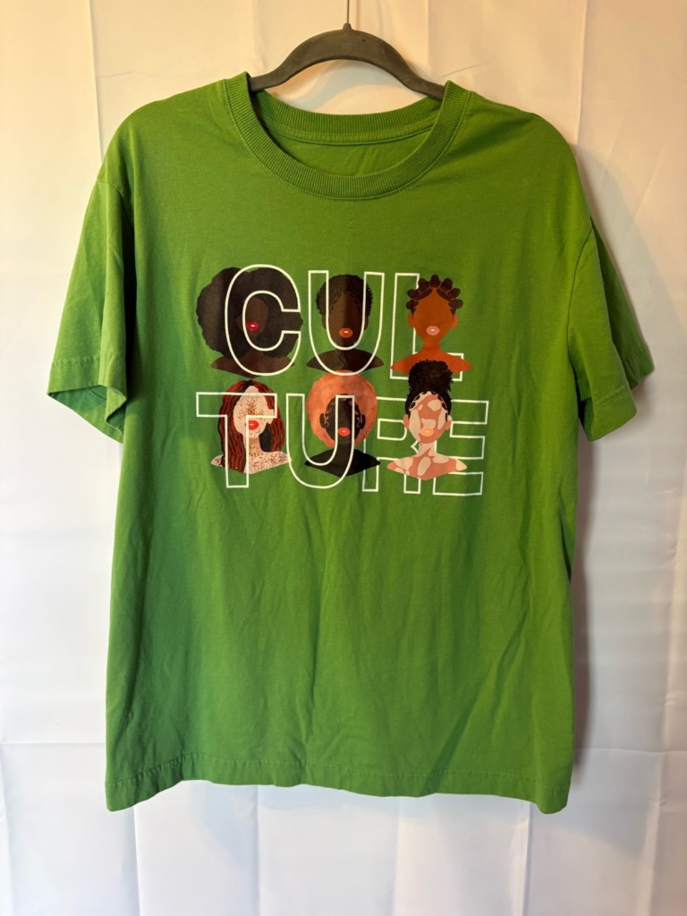 Target Black History Month Green Culture T-shirt - Size XL